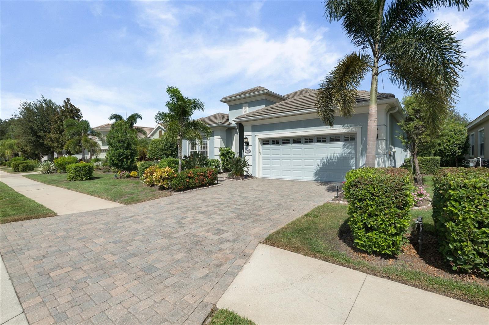 COUNTRY CLUB EAST AT LAKEWD RNCH QQ1 1 - Residential