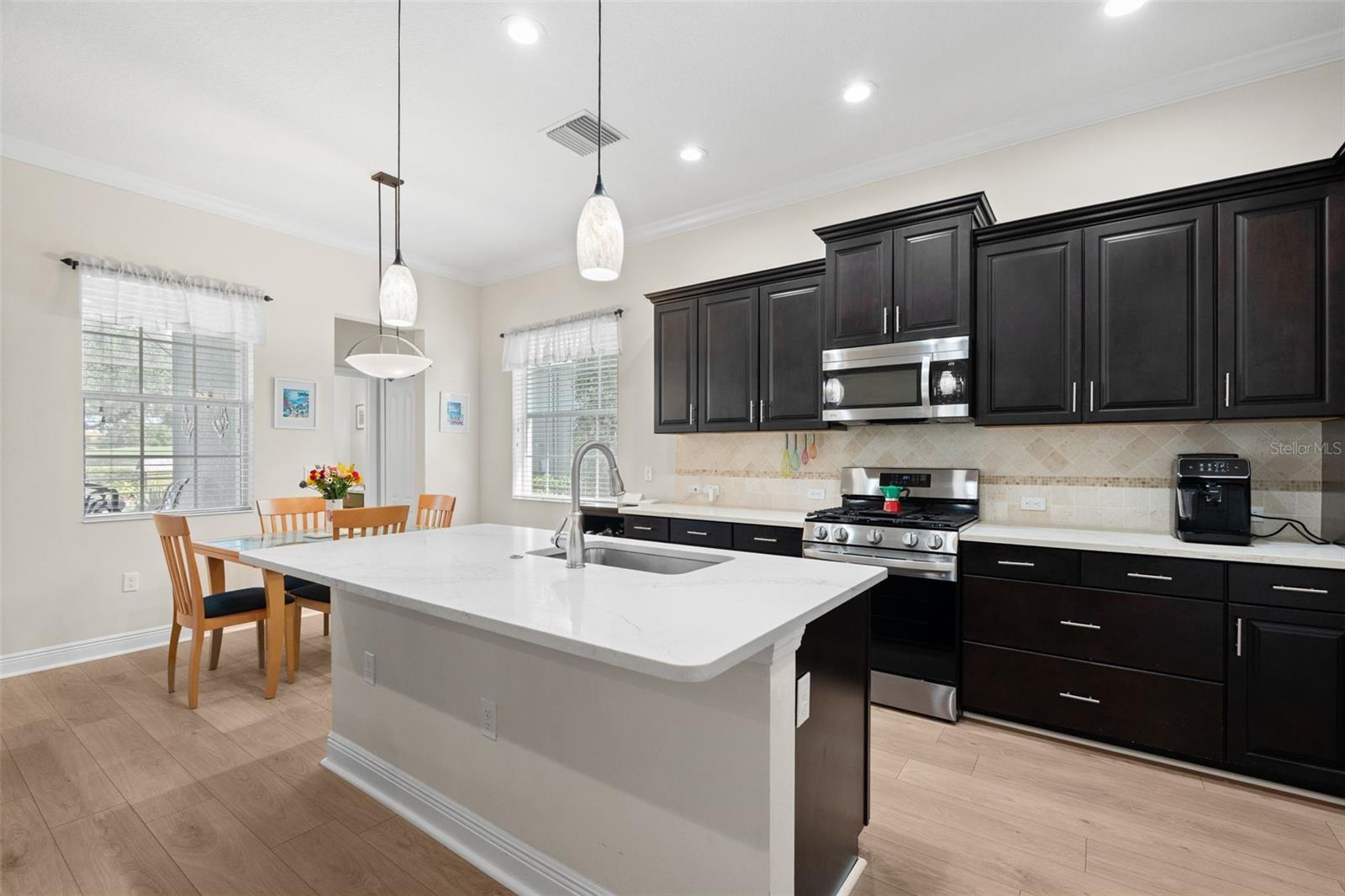 COUNTRY CLUB EAST AT LAKEWD RNCH QQ1 1 - Residential