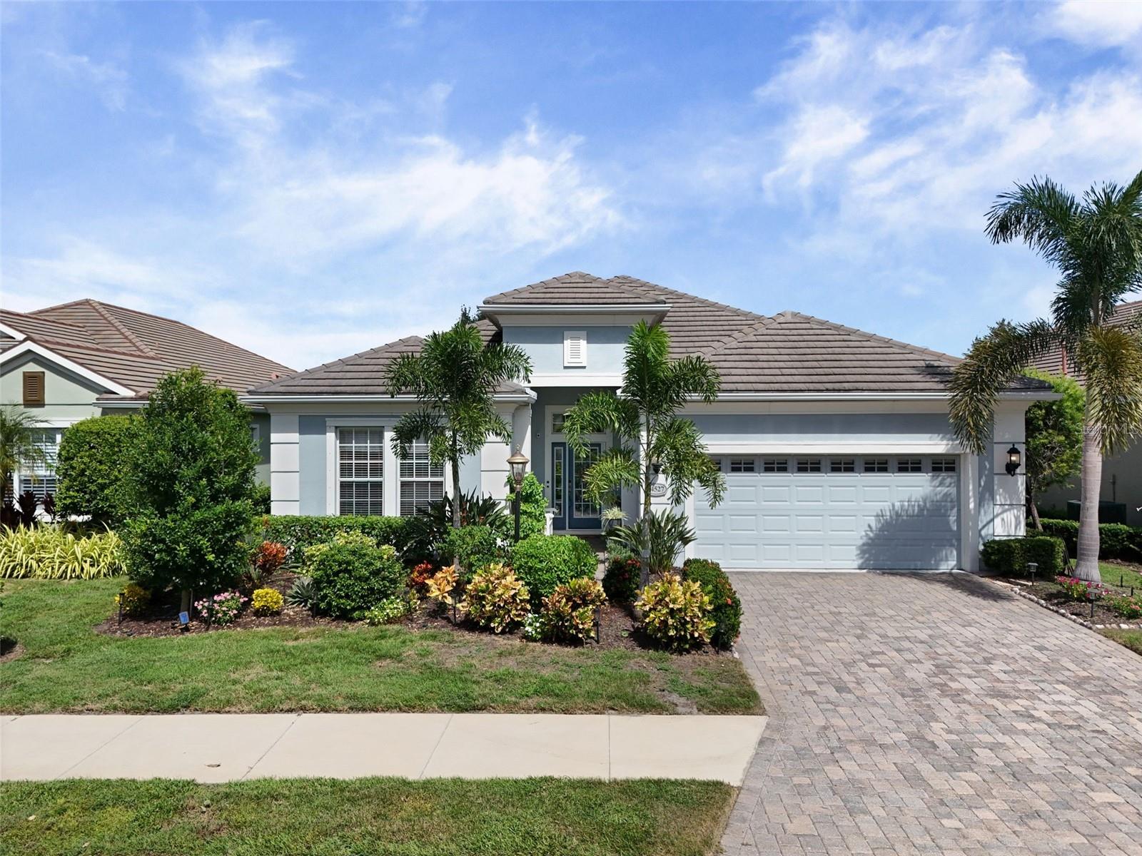 COUNTRY CLUB EAST AT LAKEWD RNCH QQ1 1 - Residential