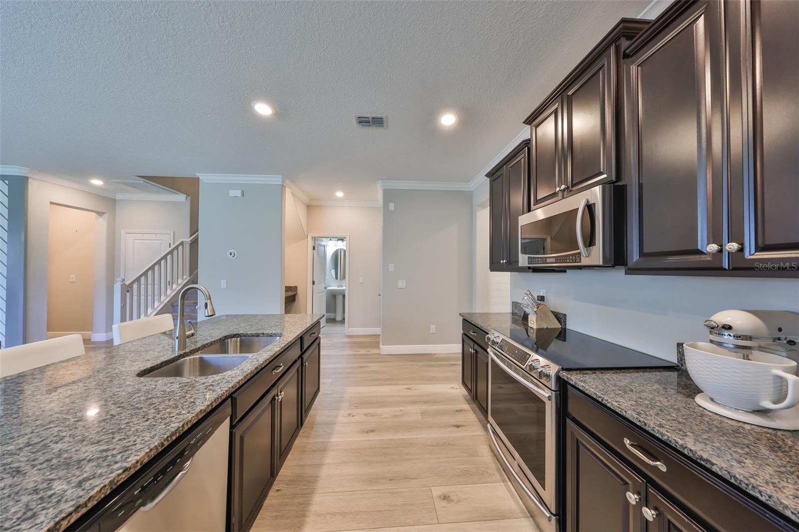 10072 SAGE CREEK DRIVE