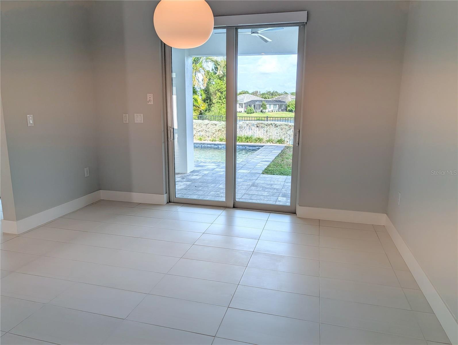 SANDHILL LAKE - Residential Lease