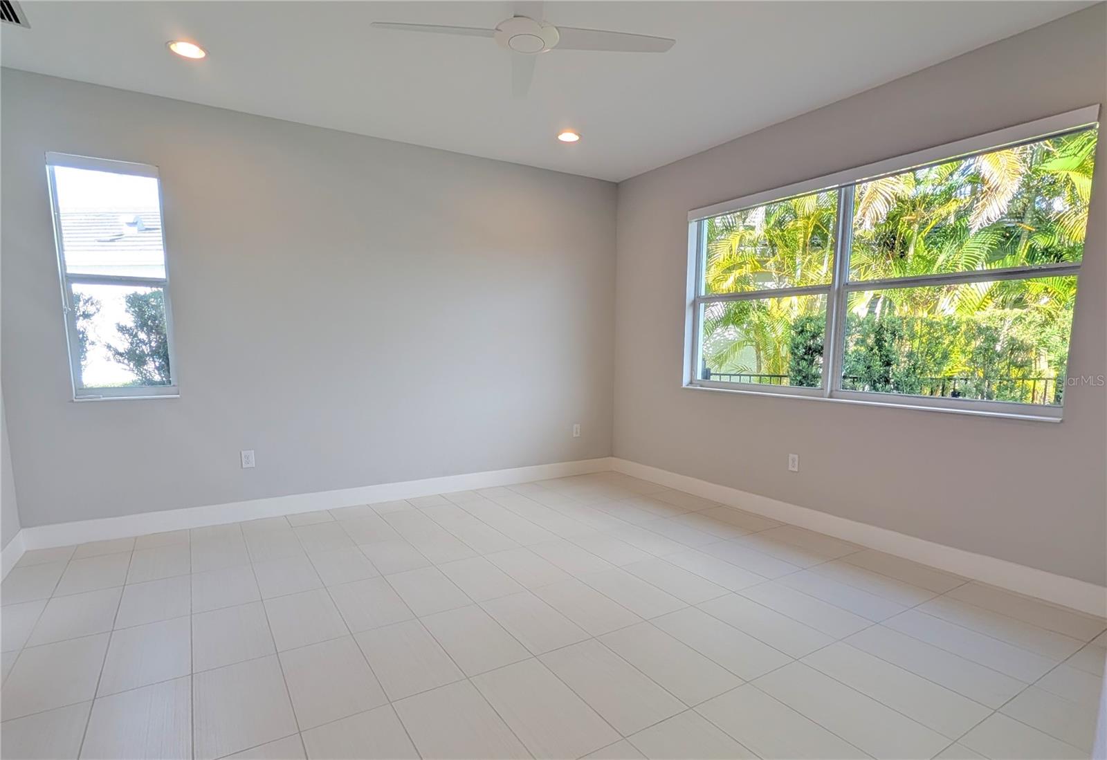 SANDHILL LAKE - Residential Lease