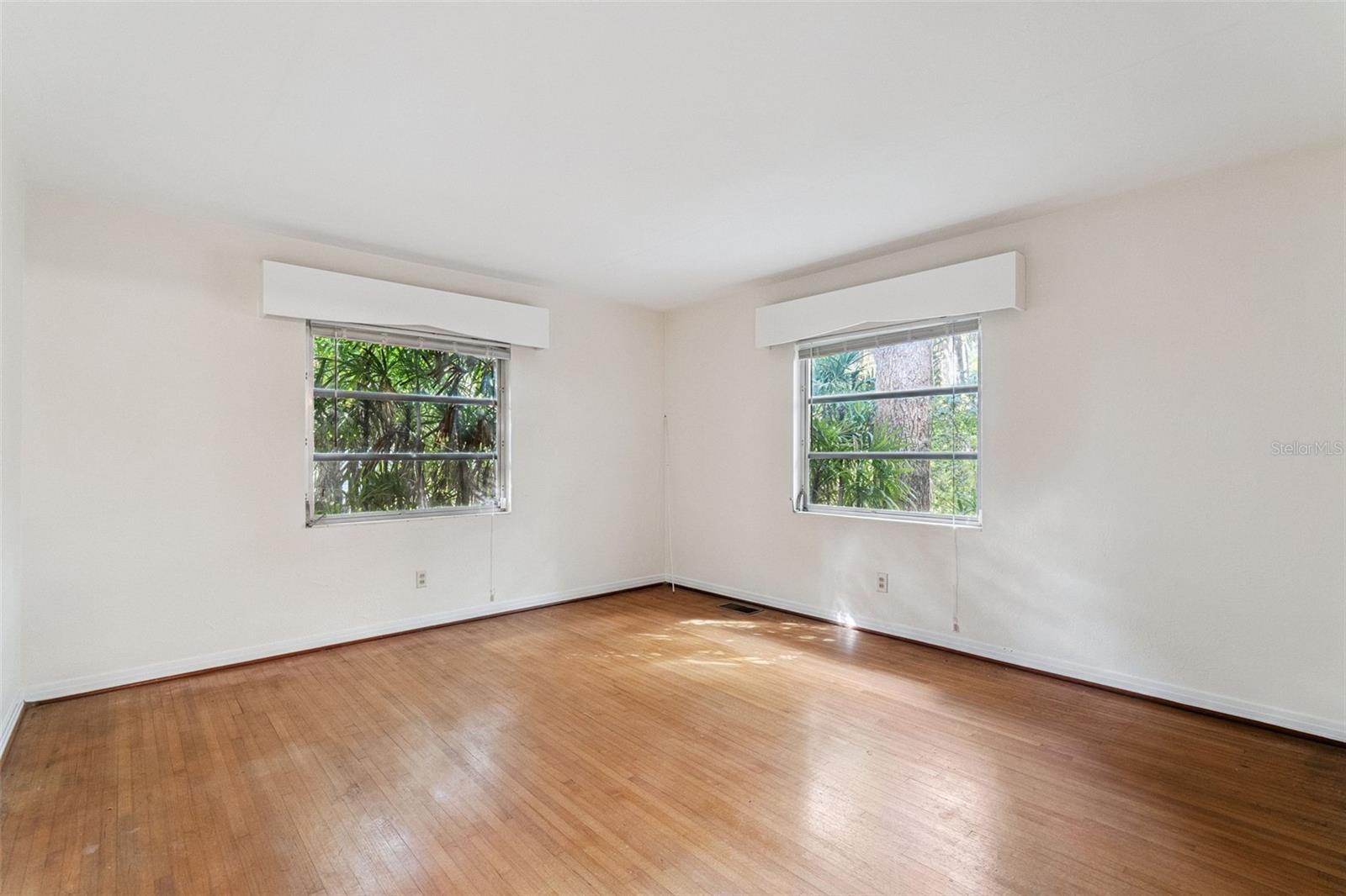 GOLFVIEW - Residential Lease