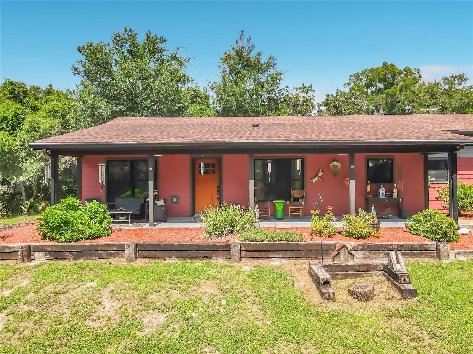 80 COMMUNITY DRIVE