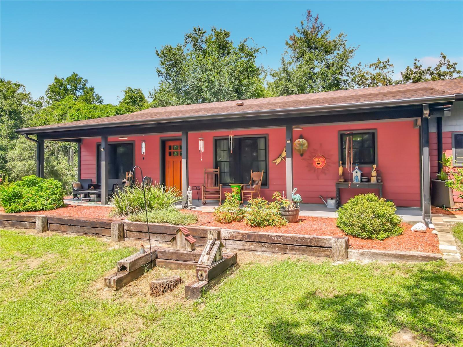 80 COMMUNITY DRIVE