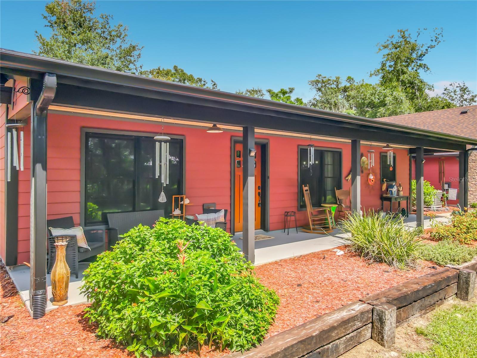 80 COMMUNITY DRIVE