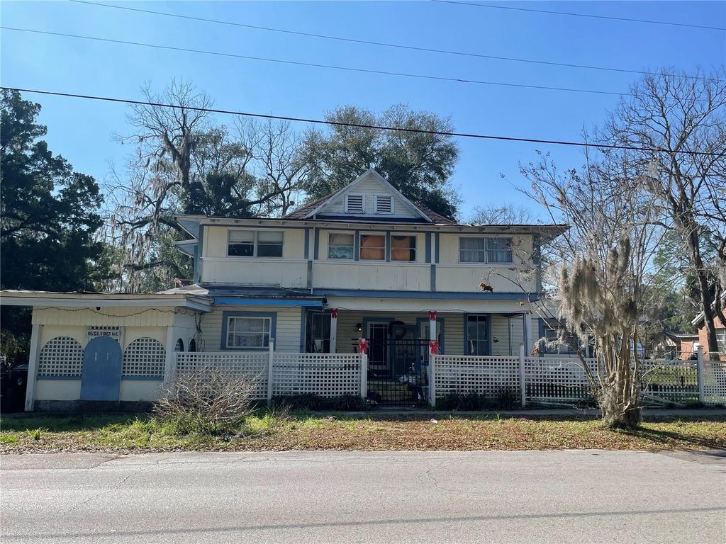 Photo of 115 SE 1st Avenue, Williston, FL 32696 (MLS # GC539453)