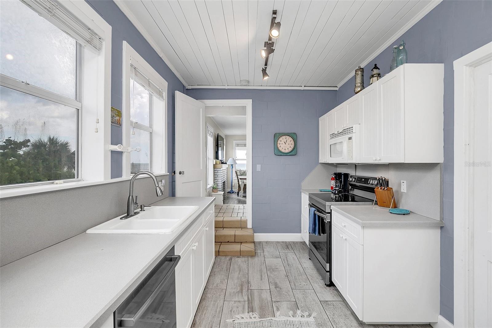 CORONADO BEACH - Residential