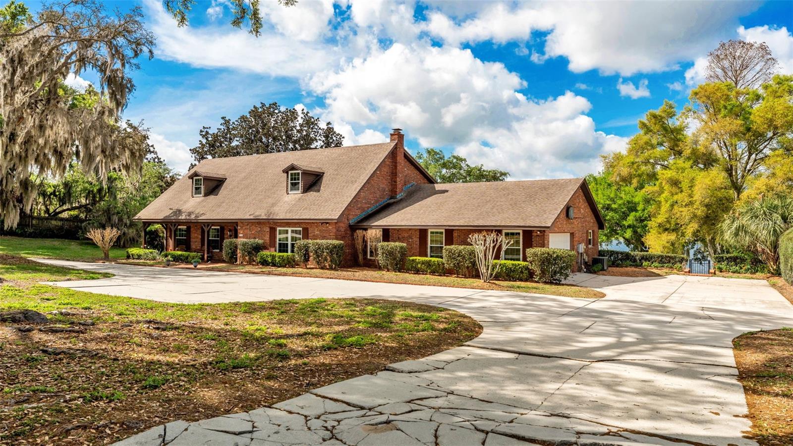 LAKEWOOD - Residential