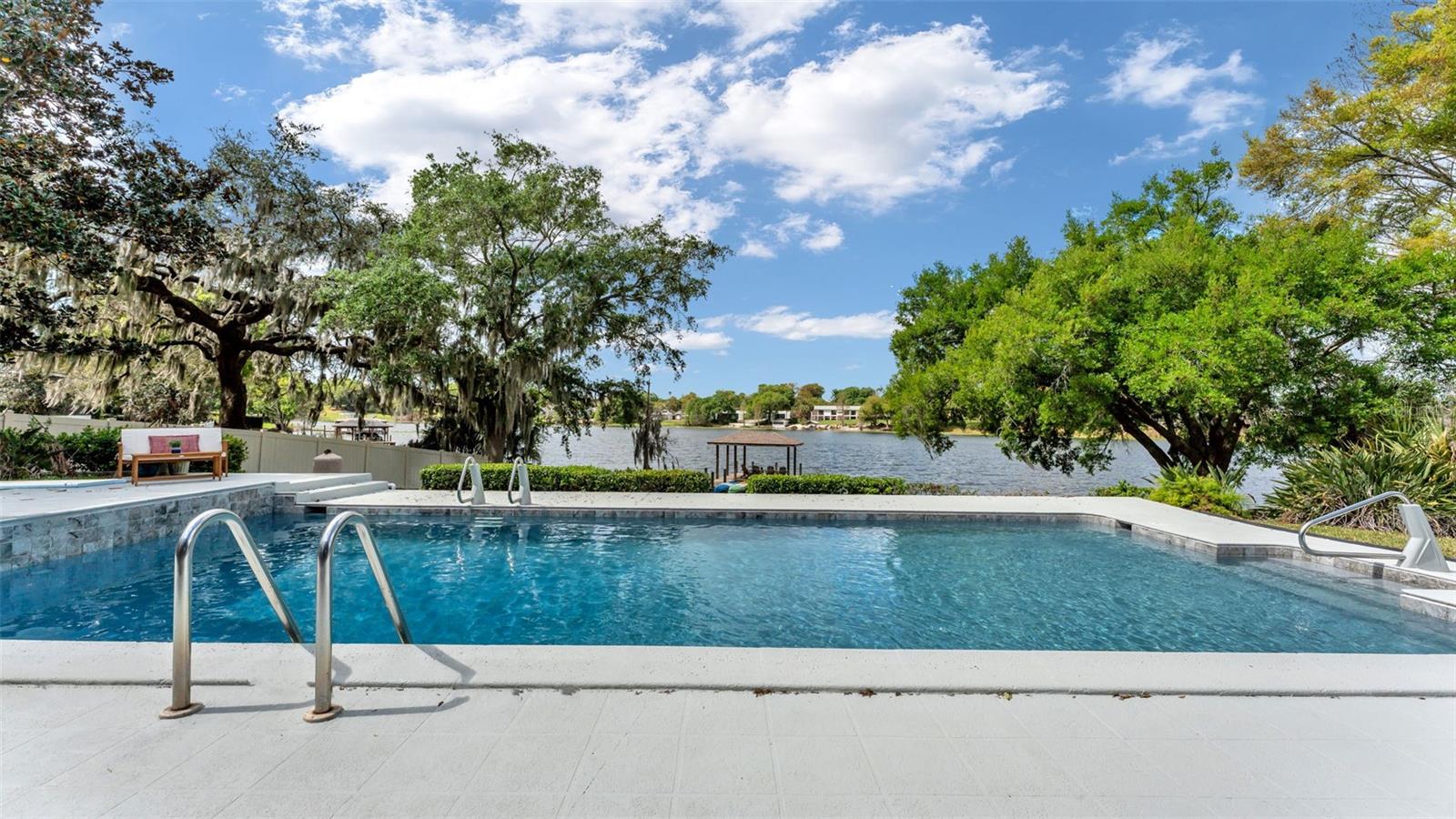 LAKEWOOD - Residential