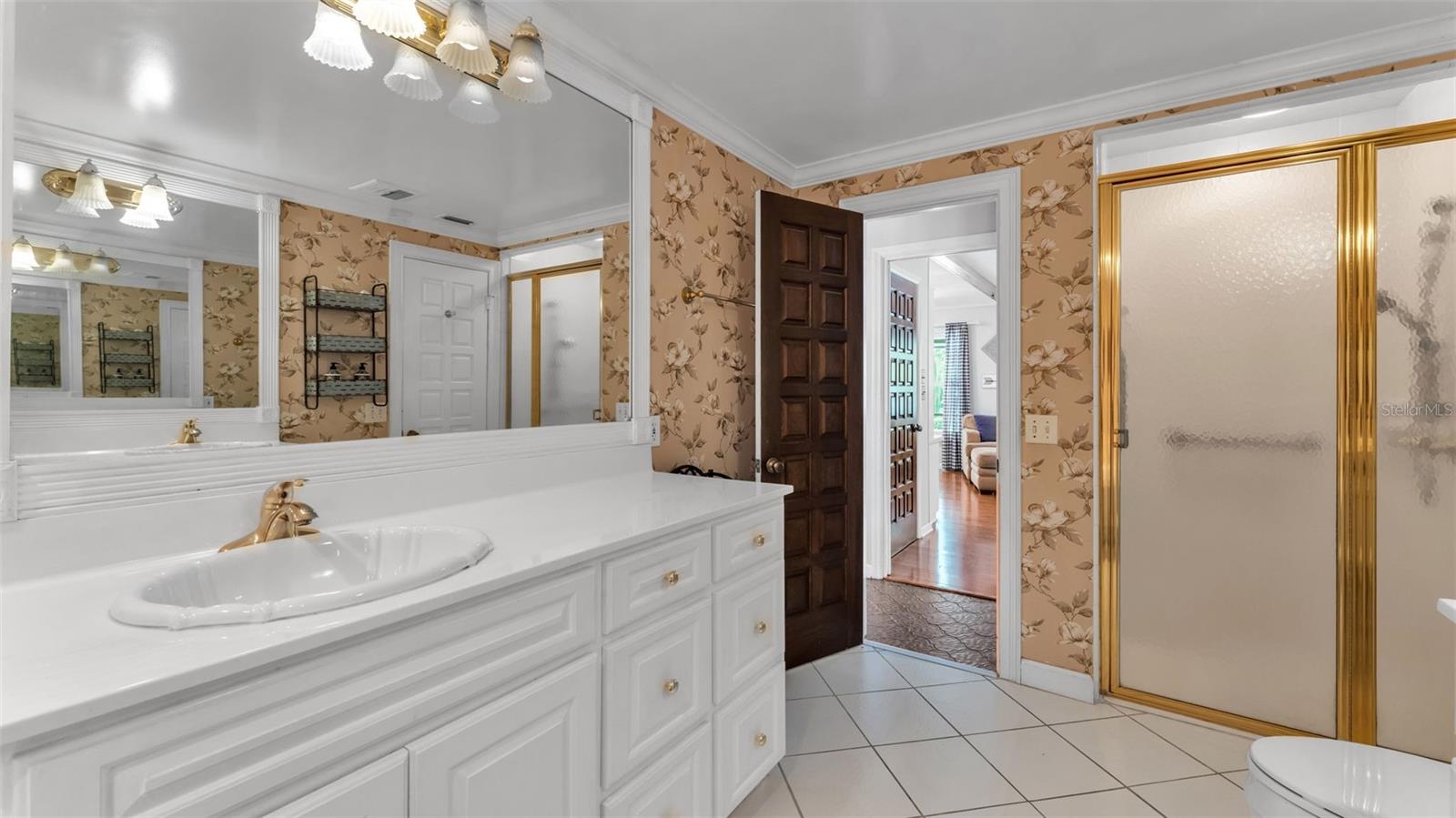 LAKEWOOD - Residential