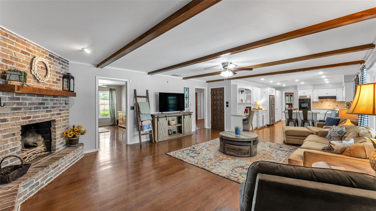 LAKEWOOD - Residential