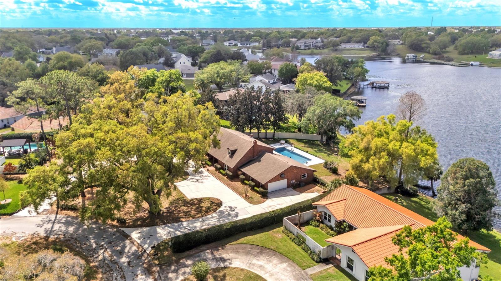 LAKEWOOD - Residential