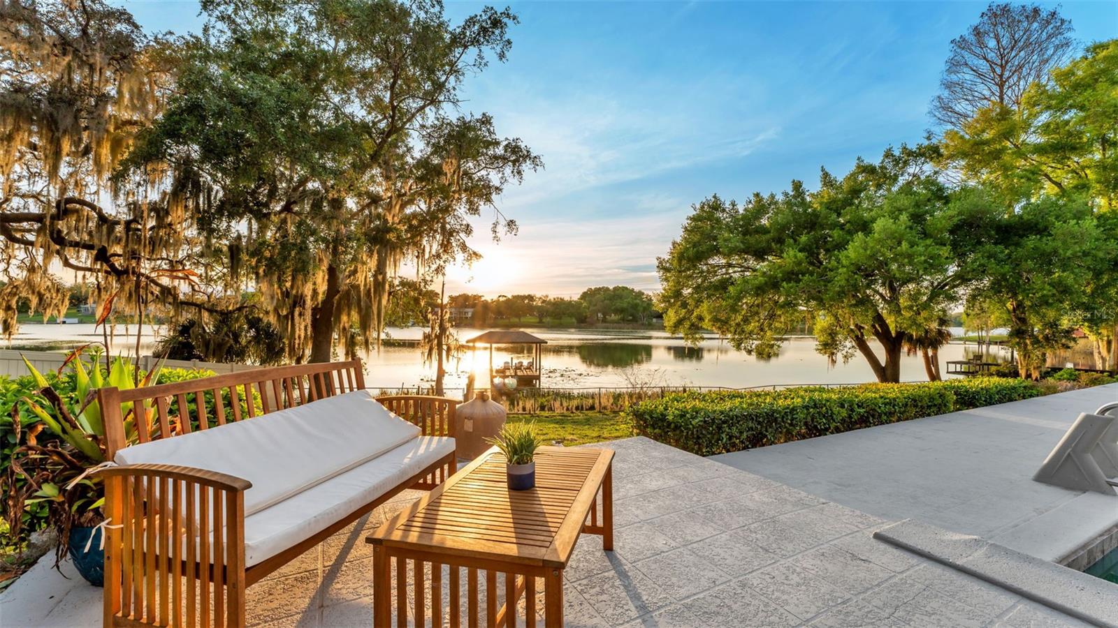 LAKEWOOD - Residential