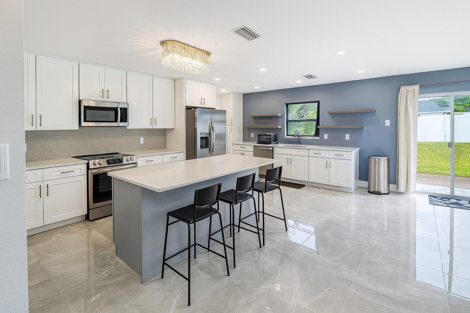 1148 MARTIN L KING DRIVE