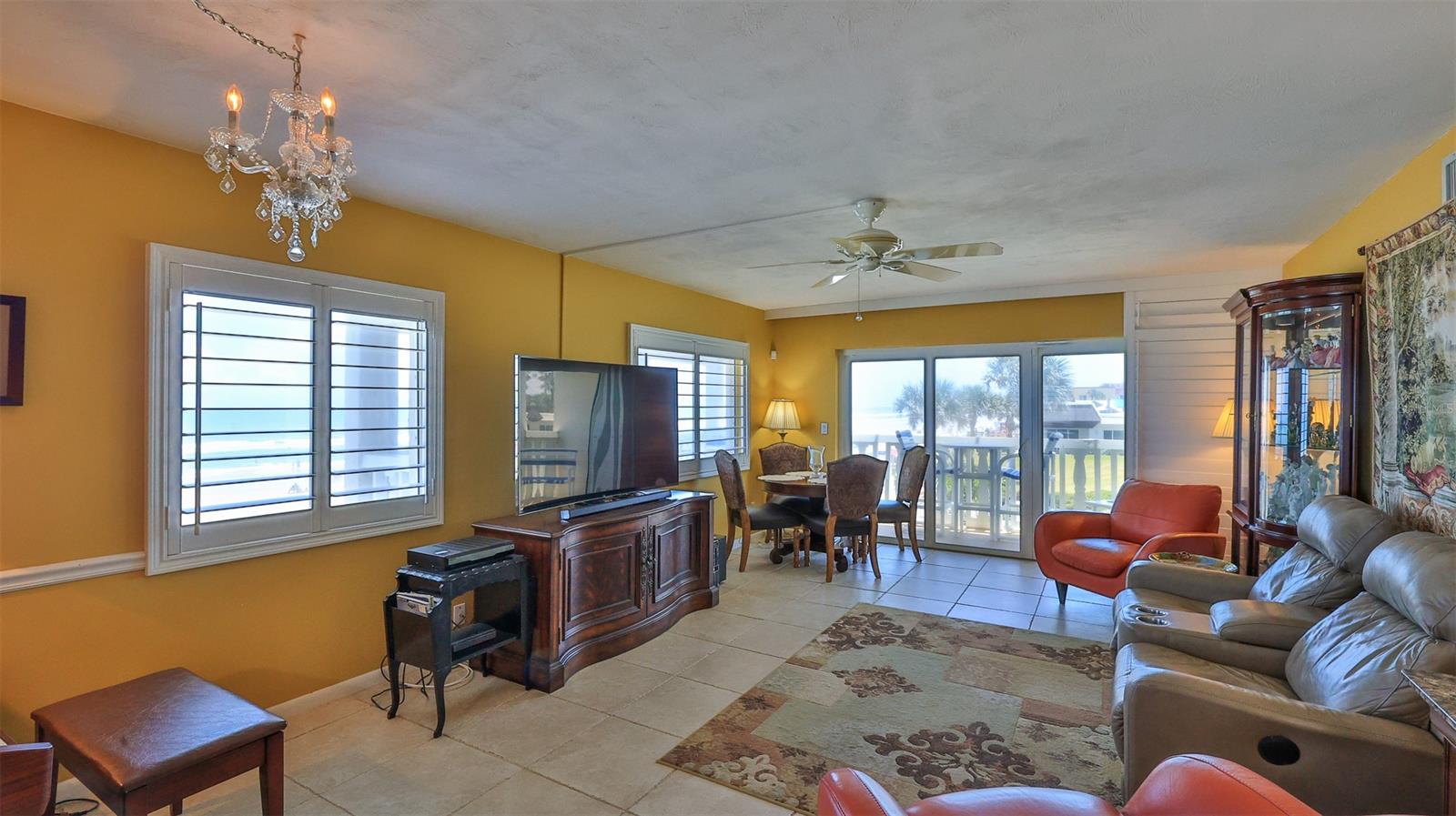 Chateau Sea - Residential