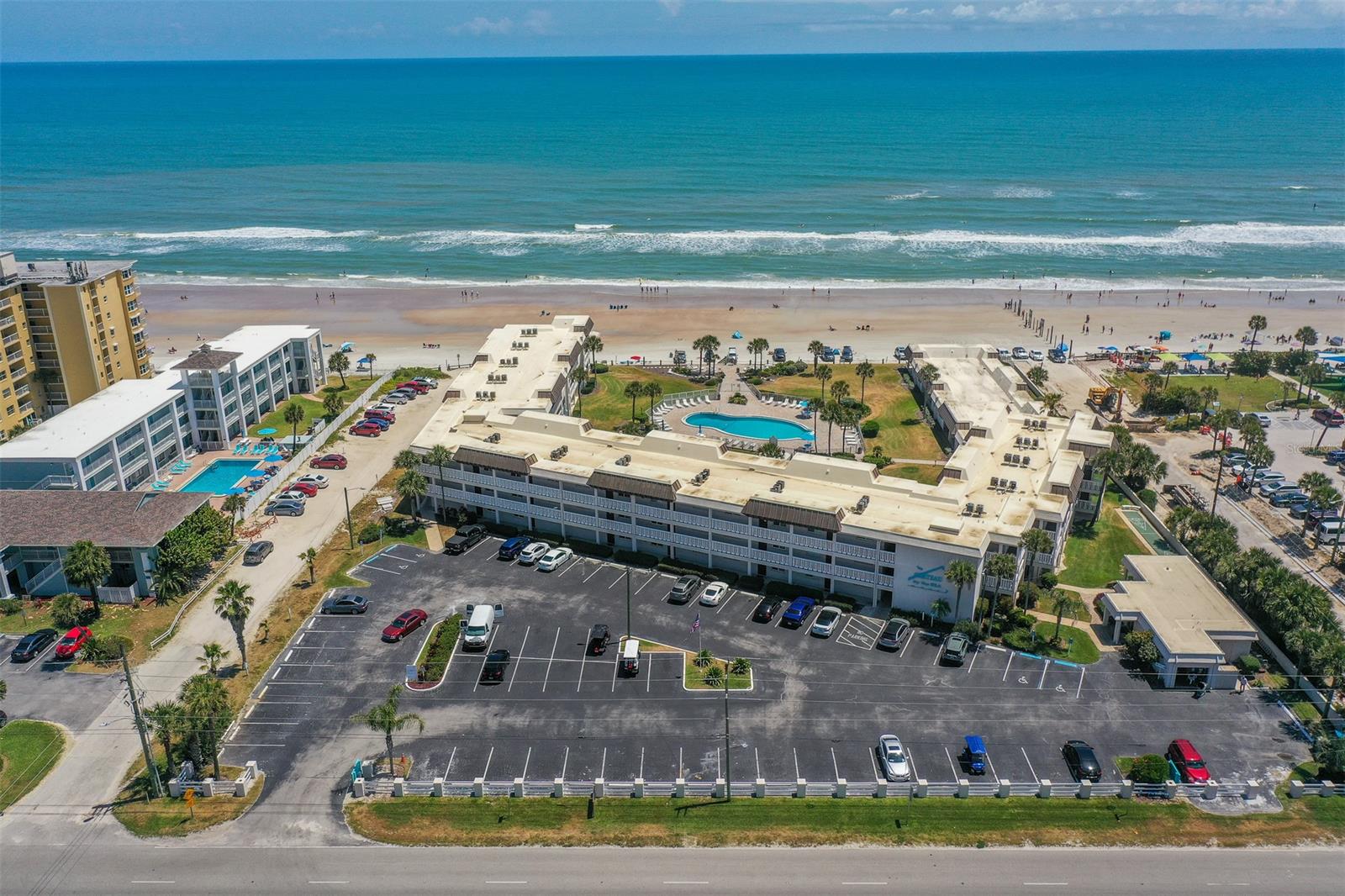 Chateau Sea - Residential