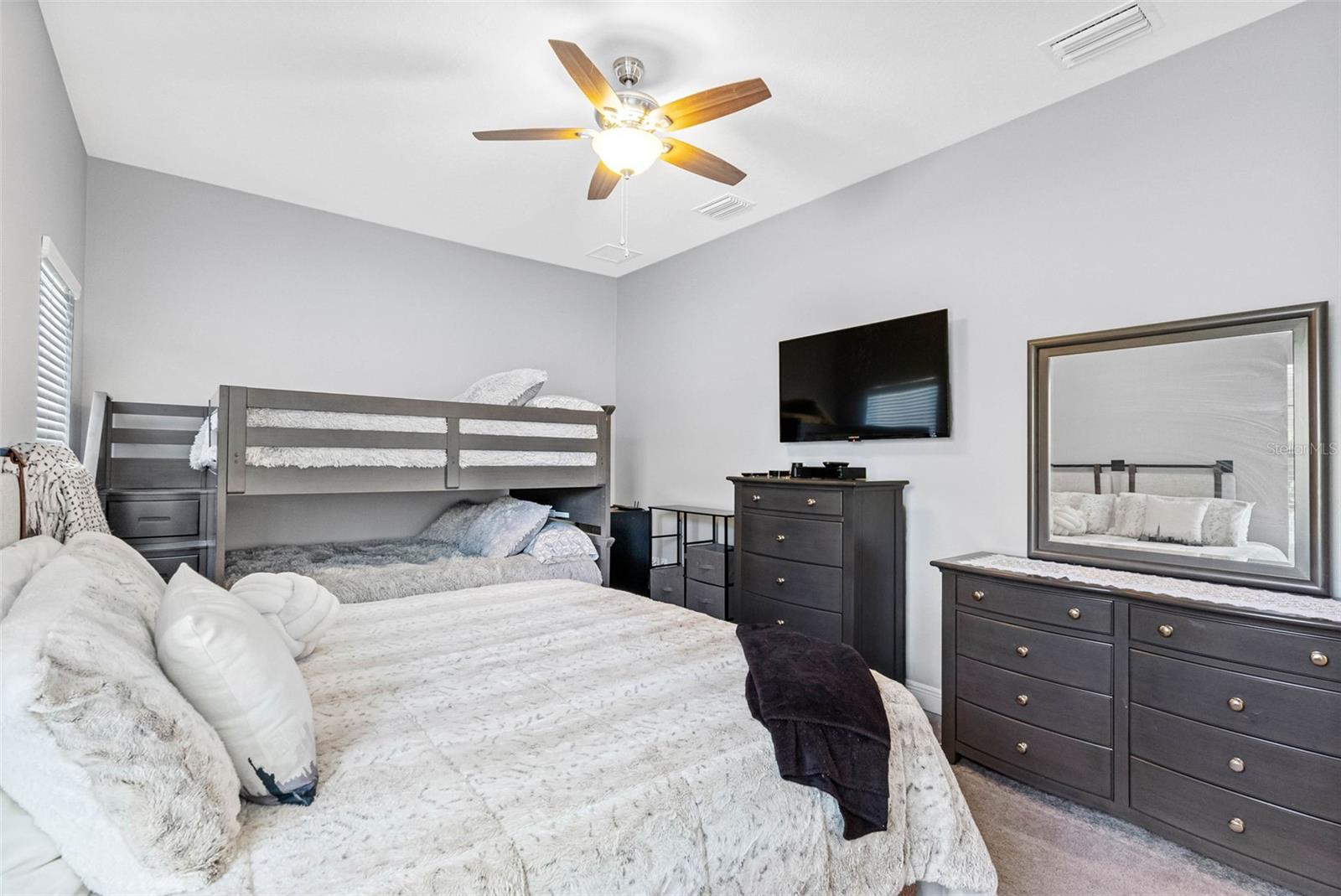 LAKESHORE RANCH PH I - Residential
