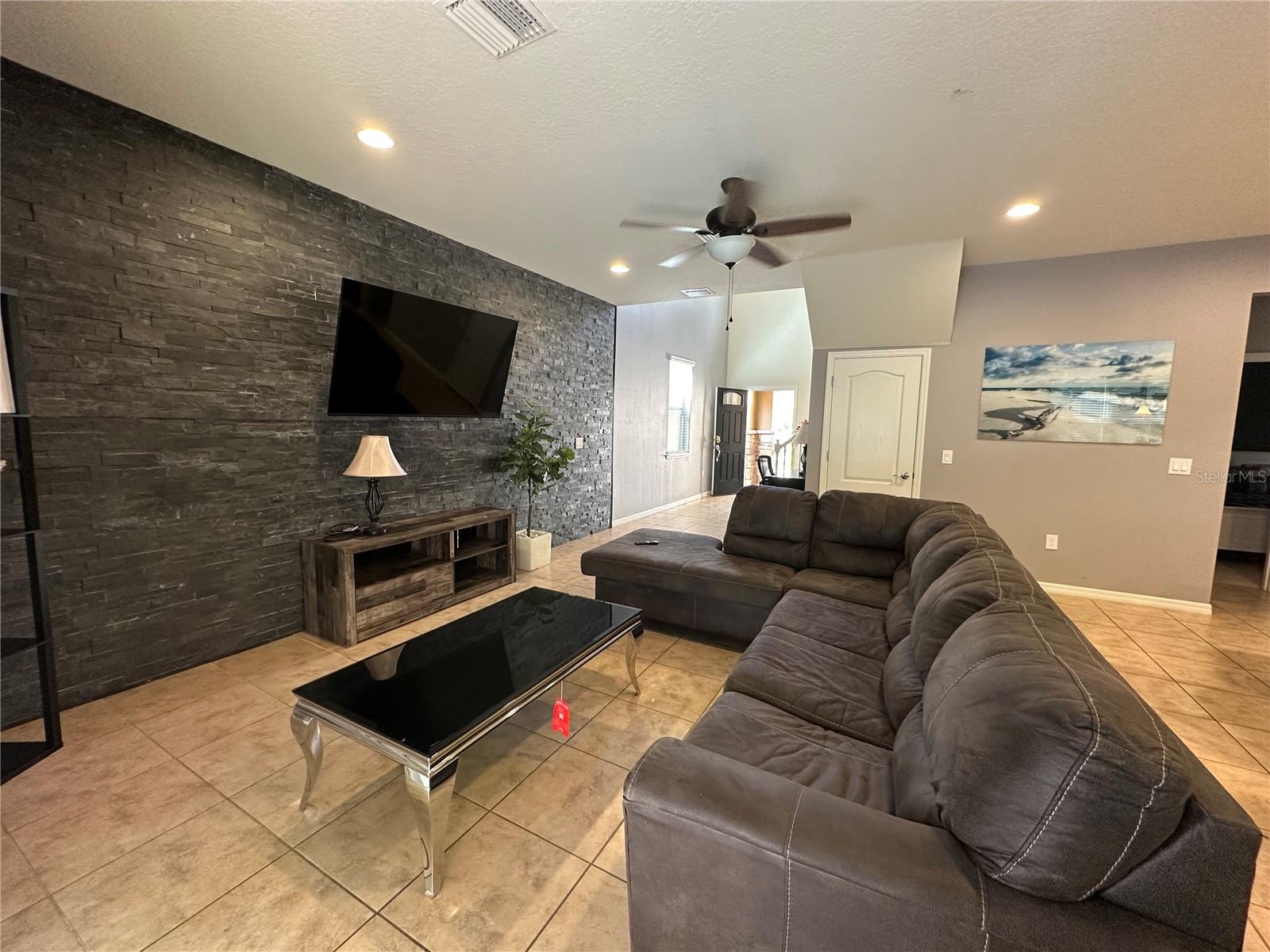 WINDSOR AT WESTSIDE PH 2A - Residential