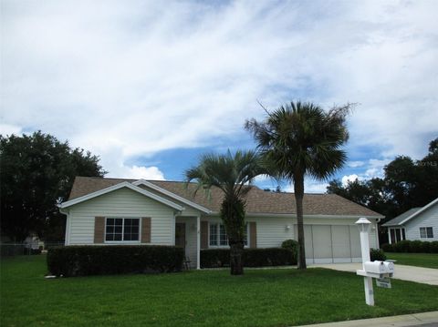 A home in DUNNELLON