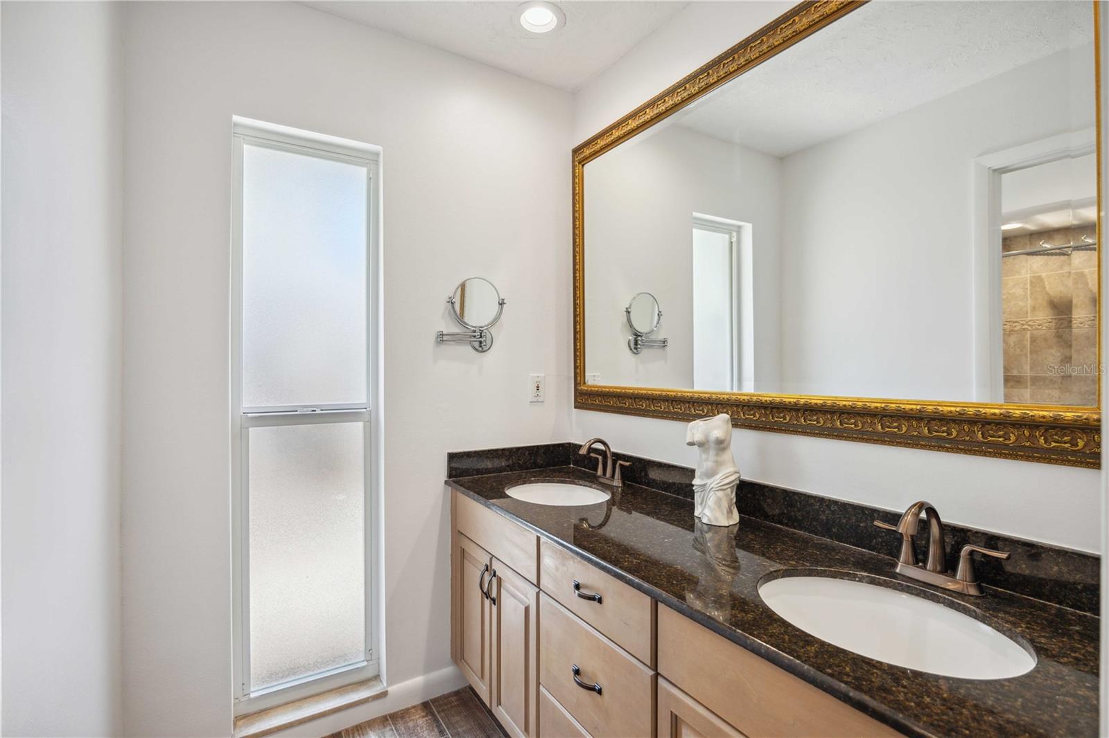 SIESTAS BAYSIDE WATERSIDE SOUTH - Residential