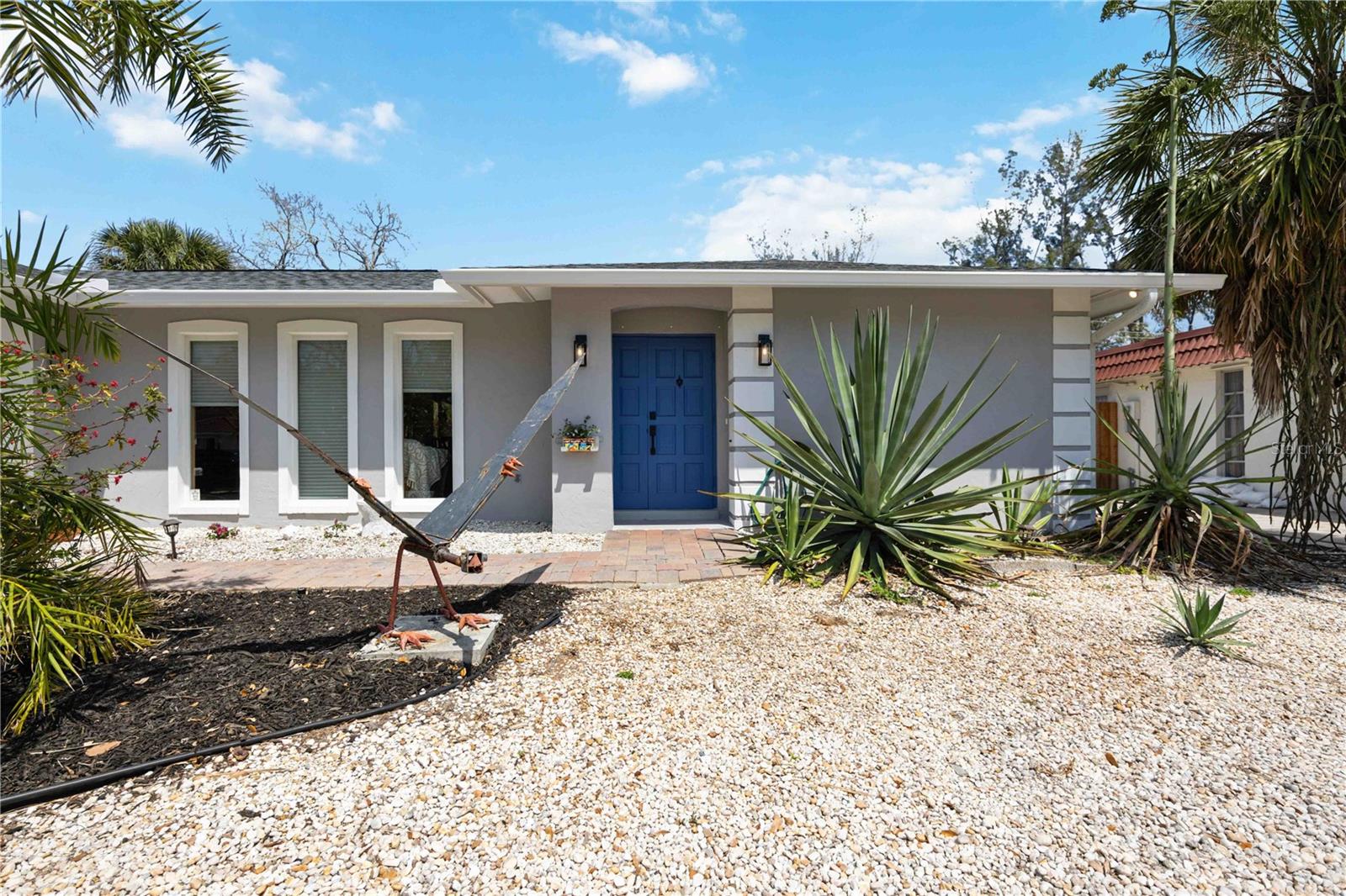 711 BIRDSONG LANE