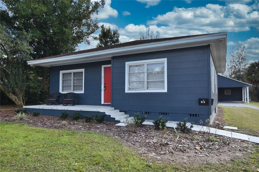 Super cute remodeled bungalow in Lakeland's historic district! This updated 2 bedroom 1 bath boasts a sparkling, beautiful new kitchen with granite countertops and stainless steel appliances and original hardwood floors. Entertain in a formal dining space, and front and back porch. Updated bathroom with a tub/shower combo as well as plenty of cabinet storage space. This property is in an amazing location - just a short walk to restaurants, bars, and escape rooms in downtown Lakeland. New AC and energy efficient water heater! Washer/dryer hook up. Lawn care included!

    Administration Fee:
    Upon approval tenants will be subject to a $250 one-time administration fee.

    This property is proud to offer deposit-free living to qualified renters through Obligo! We understand that moving costs can add up, so we want to extend financial flexibility to our residents.

    Resident Benefit Package (Included in rental amount):
    -Bi-monthly A/C Filter Delivery
    -$100,000 Tenant Liability Insurance/ $10,000 Content Coverage
    -PestShare Service
    -Identity Protection
    -Credit building (All Credit Bureaus)
    -Piñata Tenant Rewards Program
    -Tenant Portal Access: Online payments & submission of maintenance requests
    -24 Hour Emergency Maintenance Hotline
    -One time Late Fee Forgiveness
    -$500 Rebate after closing if you purchase a home with one of our preferred Realtors