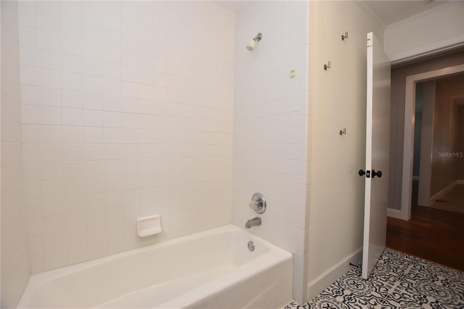 KIBLERS SECOND ADD - Residential Lease