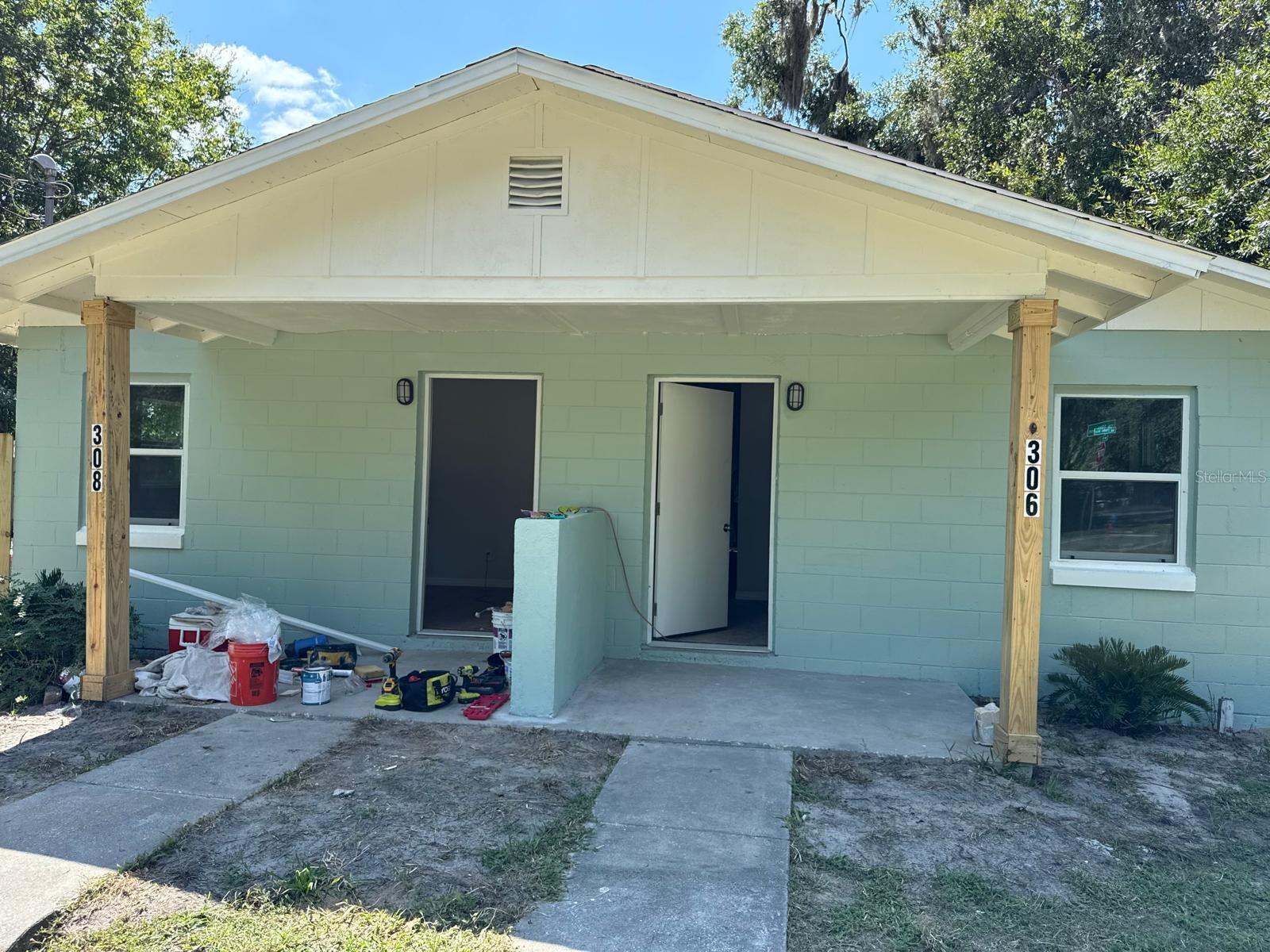For Rent – Fully Renovated 2/1 Duplex in Heart of Ocala, FL
Newly renovated 2 bed / 1 bath duplex in a convenient Ocala location. This home features a brand new split-unit A/C system, new luxury vinyl plank flooring, fully renovated bathroom (toilet, vanity, shower), new fixtures, and a fully fenced yard. Enjoy brand-new stainless steel appliances including microwave, cooktop, refrigerator, and water heater.
Move-in Requirements:
First month, last month, and security deposit (3× rent total)
$50 application fee ($75 for couples) for credit & background check
Minimum 650 credit score (exceptions with strong verifiable income)
Last 3 bank statements (personal info may be redacted)
Completed application form + photo ID
Please call Franc with any questions.