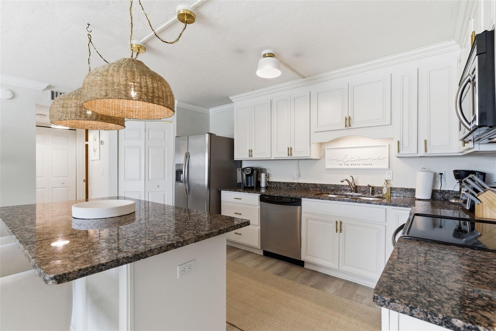 BAYWOOD COLONY GARDEN APTS - Residential