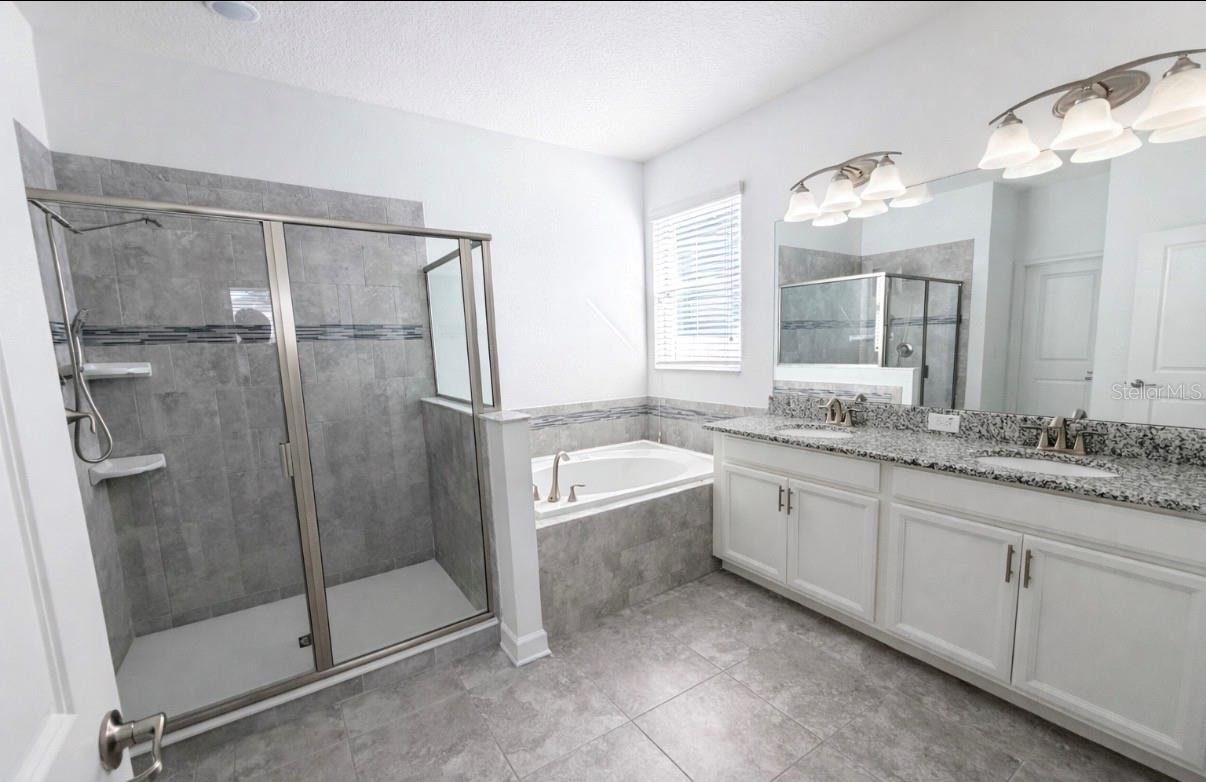 STOREY LAKE - Residential