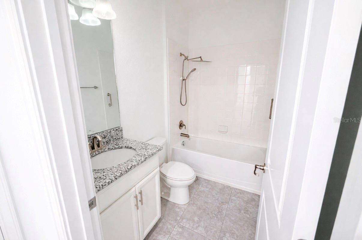 STOREY LAKE - Residential