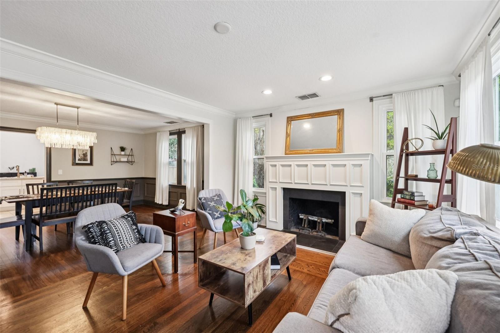 442 BRIERCLIFF DRIVE