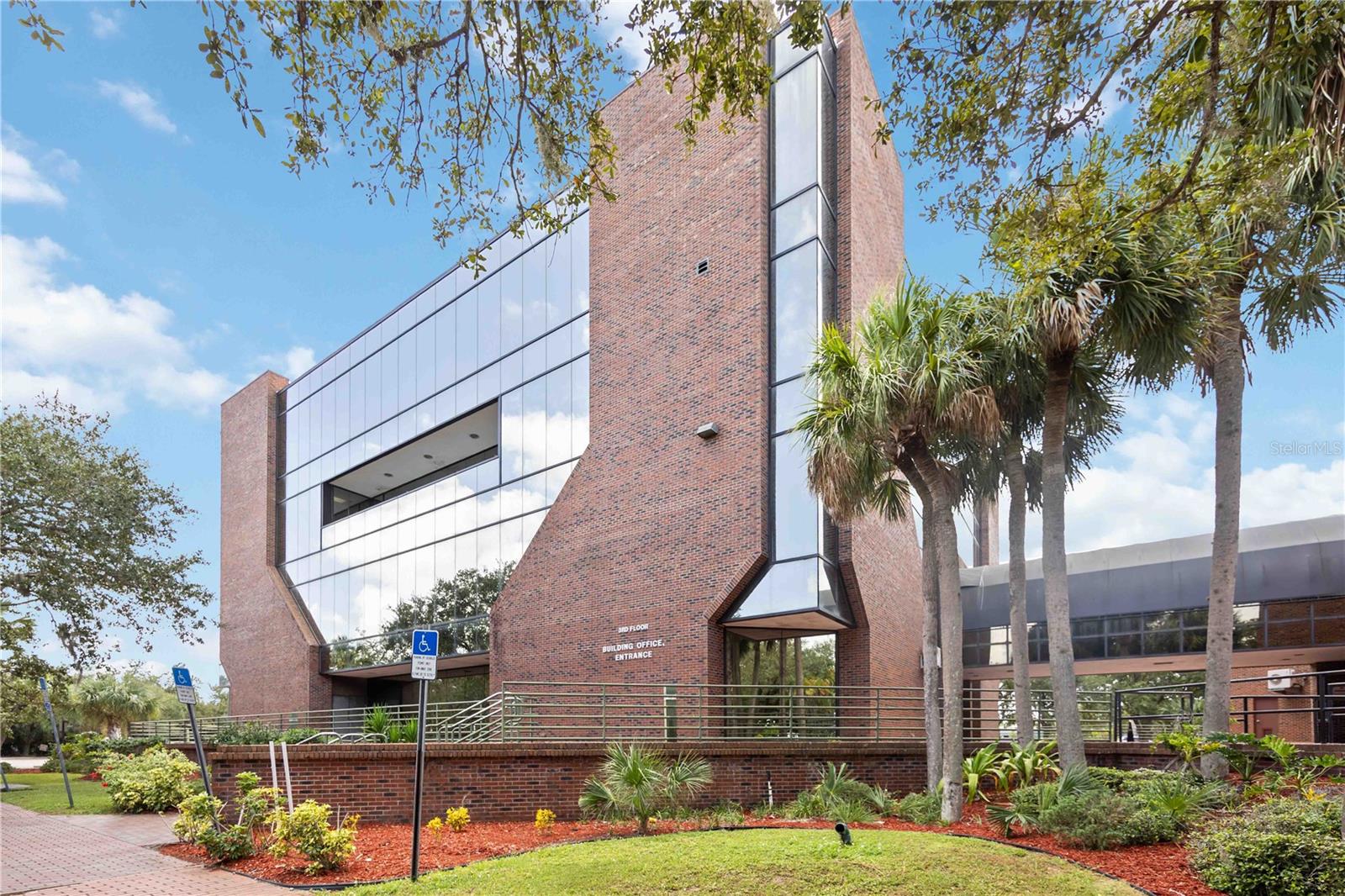 1620 TAMIAMI TRAIL
