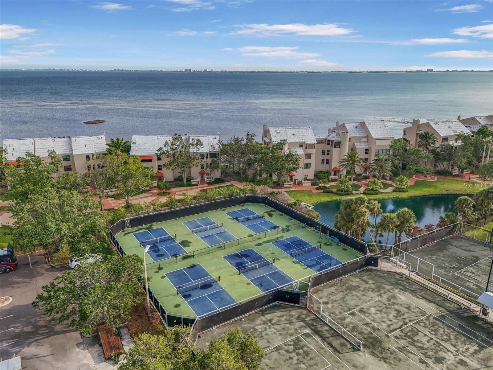 THE VISTAS AT WILD OAK BAY V - Residential