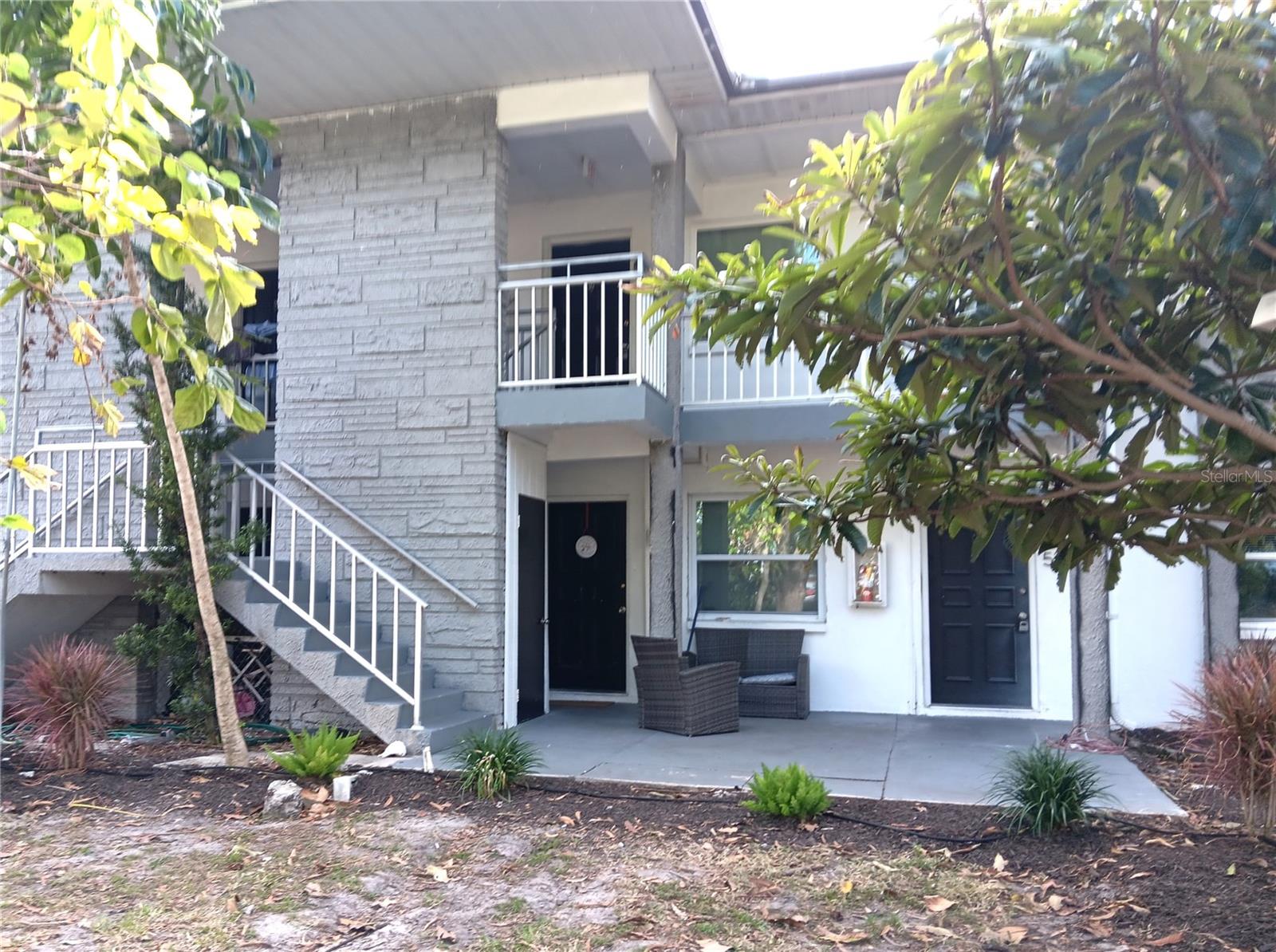 Spacious one-bedroom, second floor apartment (no elevator) in small building just off 4th St N in the heart of St Petersburg's northern retail and restaurant corridor. Adjacent to a quiet residential neighborhood of single-family homes and small apartment buildings, this unit features a nice living room, breakfast bar, ample bedroom with large closet, linen closet, and tile and laminate flooring that's easy-care. Off street parking and laundry on the premises. Water-sewer-trash included in rent. One cat ok with $150 fee.