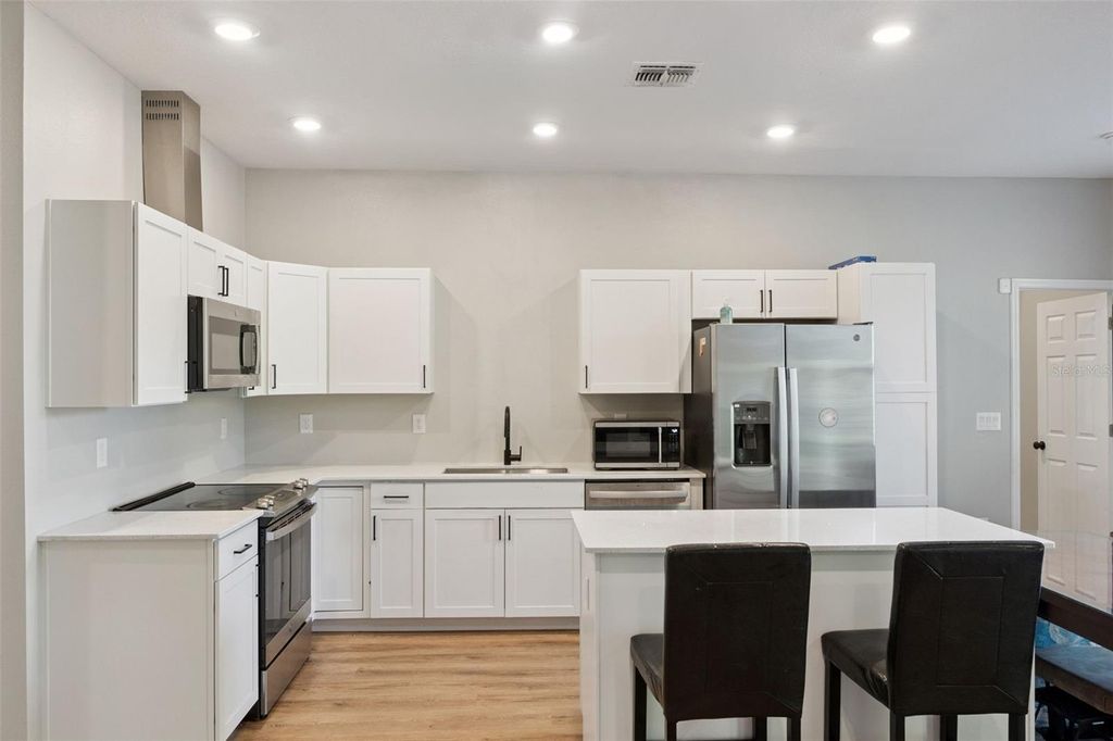 Photo of 1403 W Kaley Avenue, Orlando, FL 32805 (MLS # O6380055)