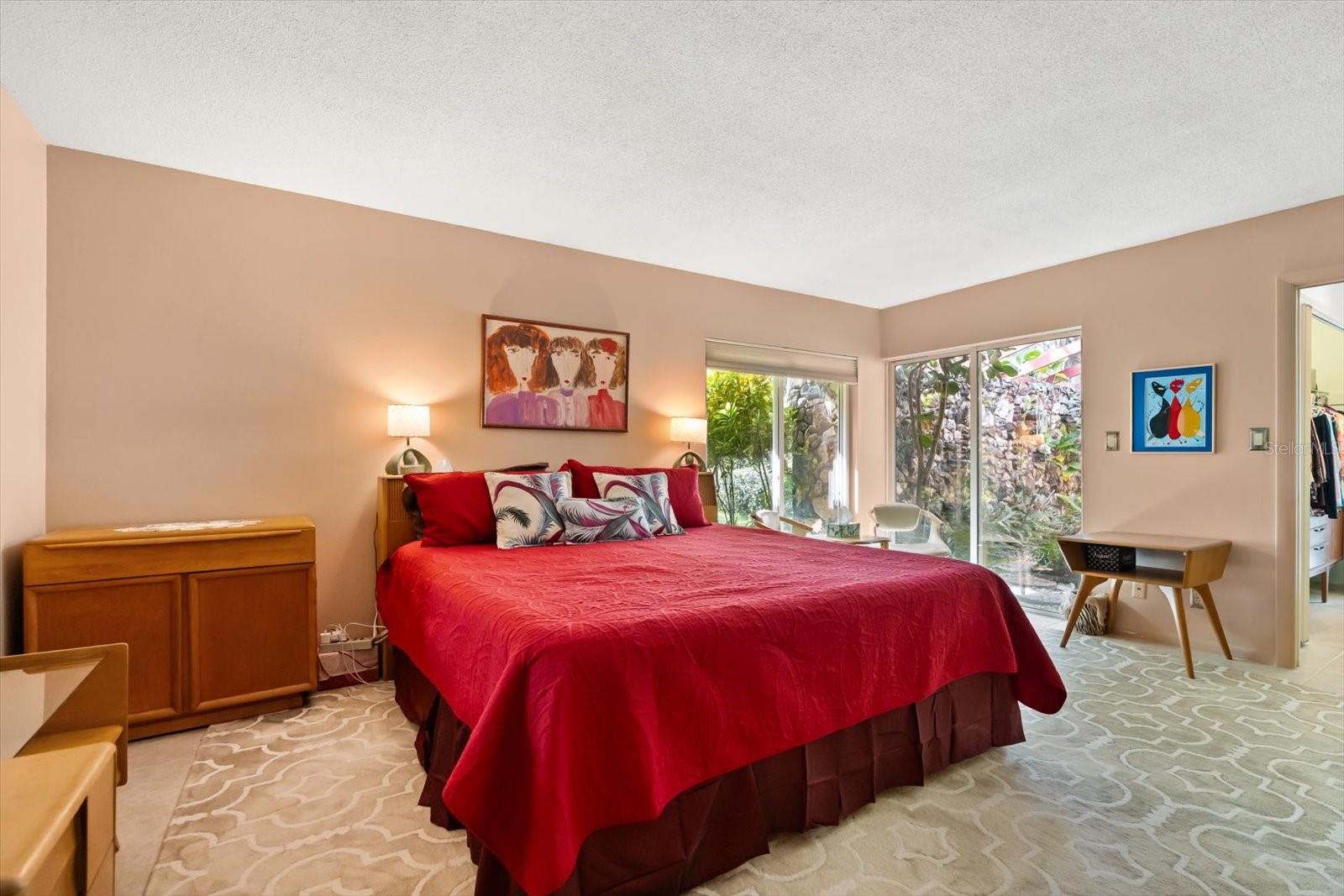 SILVER LAKE ESTATES - Residential