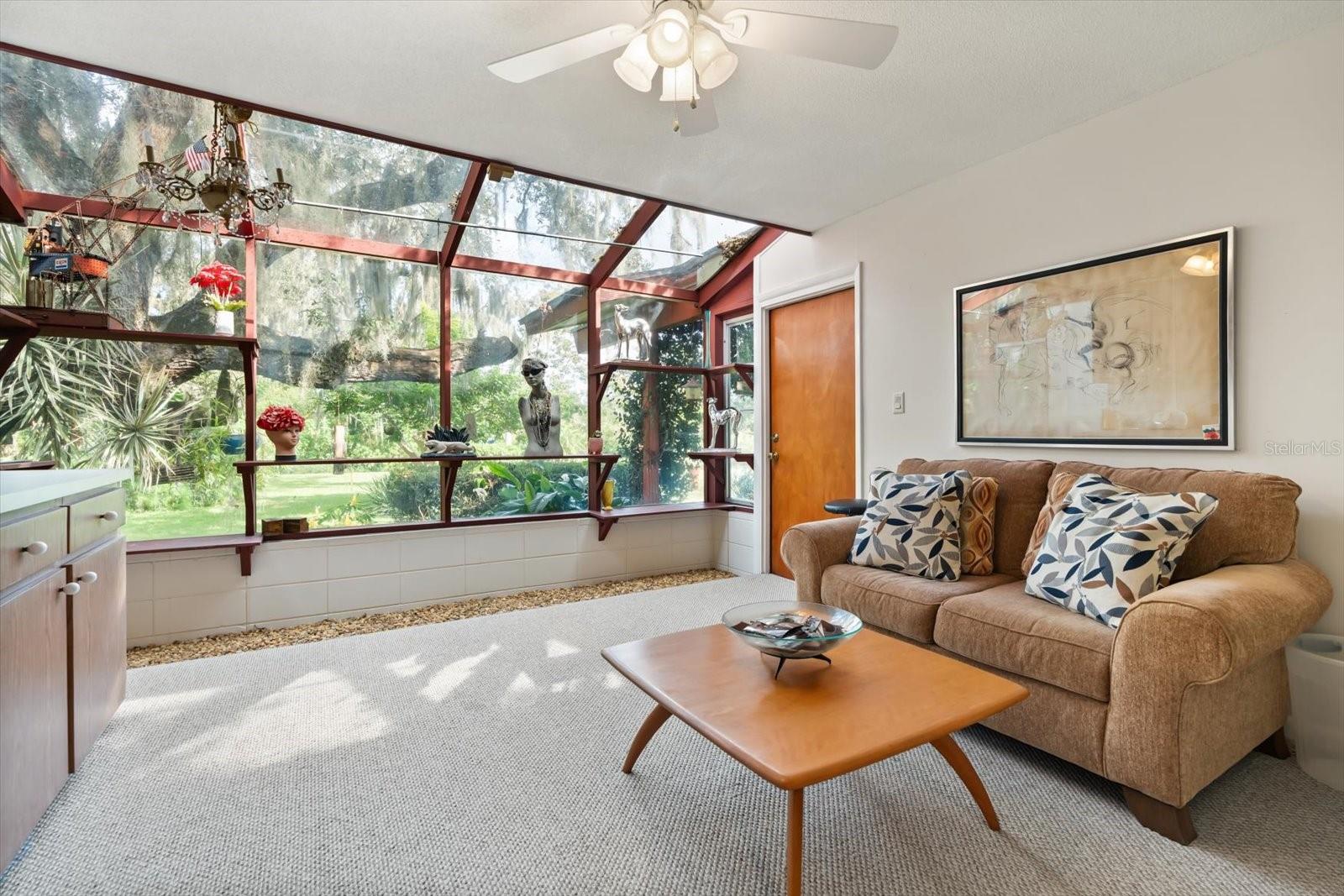 SILVER LAKE ESTATES - Residential