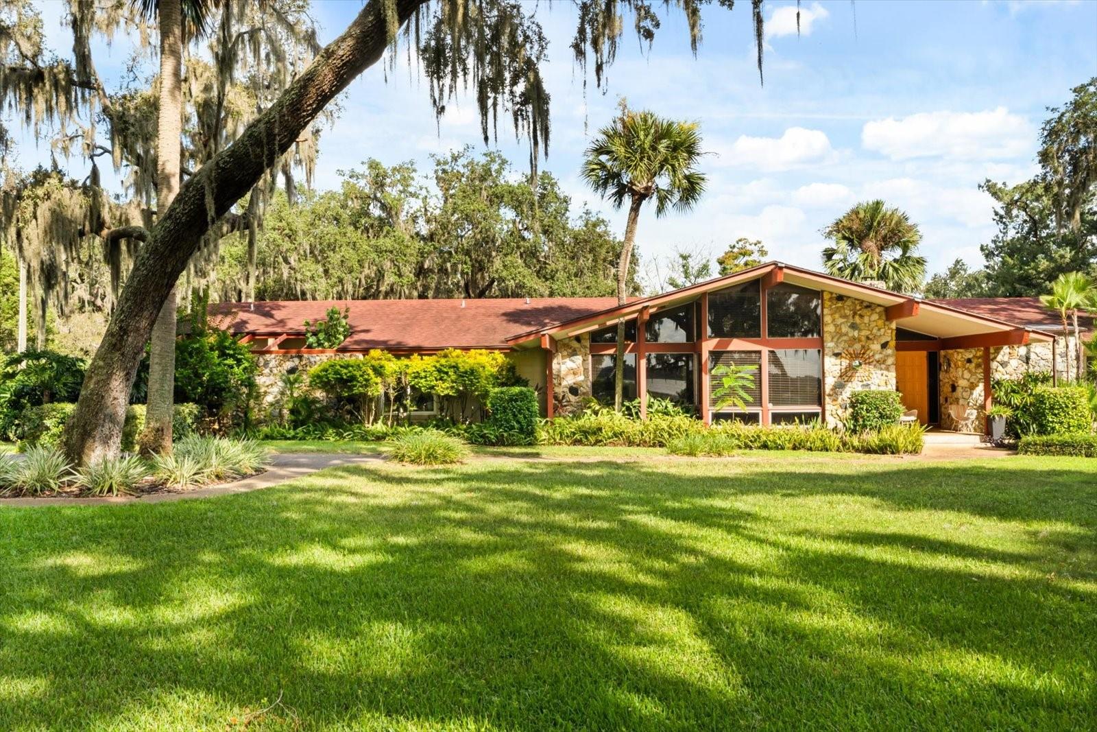 SILVER LAKE ESTATES - Residential