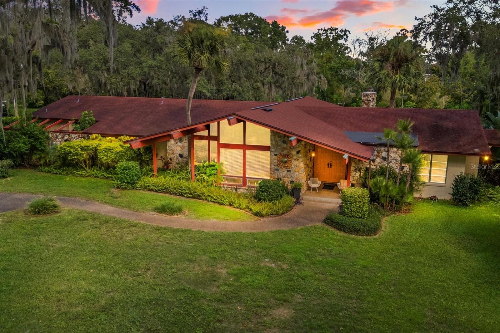 SILVER LAKE ESTATES - Residential