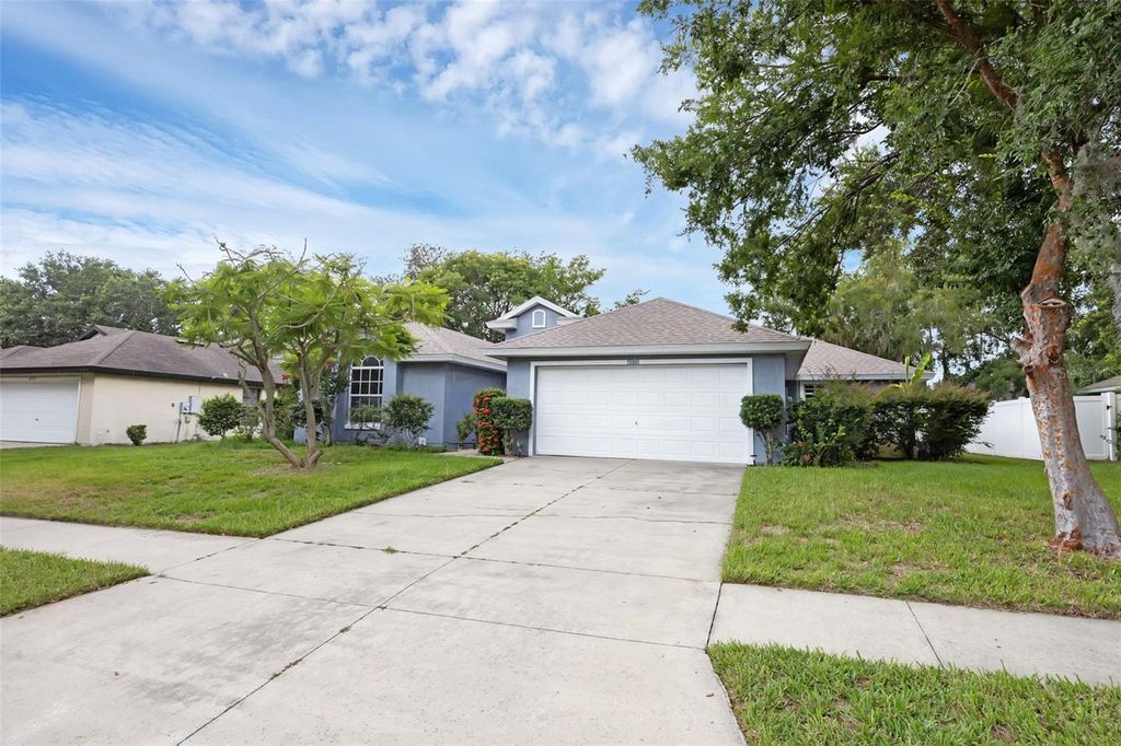 Photo of 4970 Abaco Drive, Tavares, FL 32778 (MLS # O6315986)