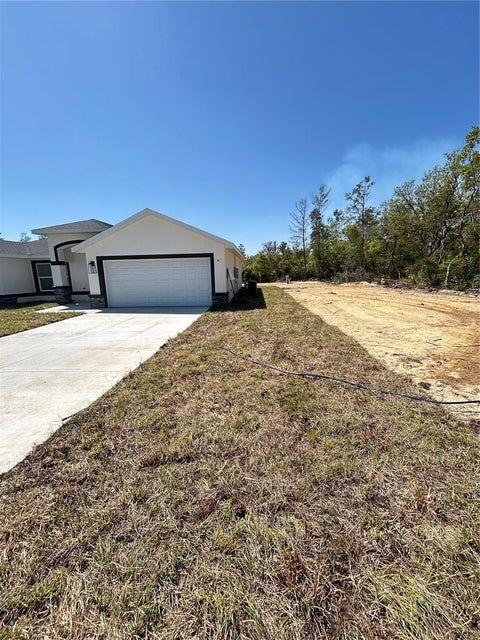 Tiny photo for 13521 SW 106th Street, Dunnellon, FL 34432 (MLS # G5115837)