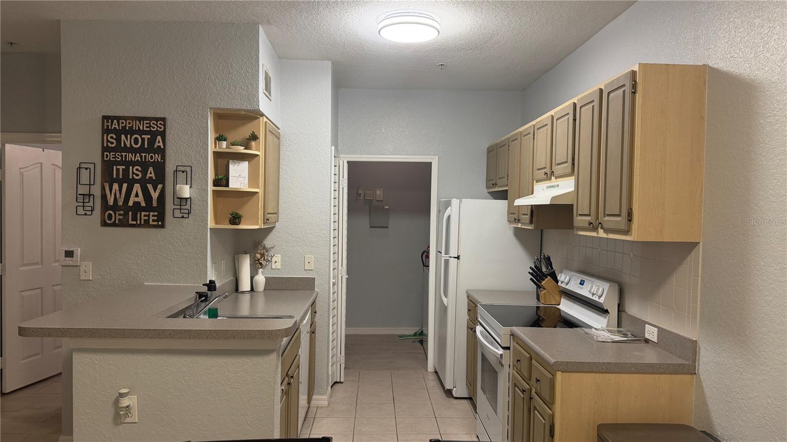 BELLA TERRA - Residential Lease