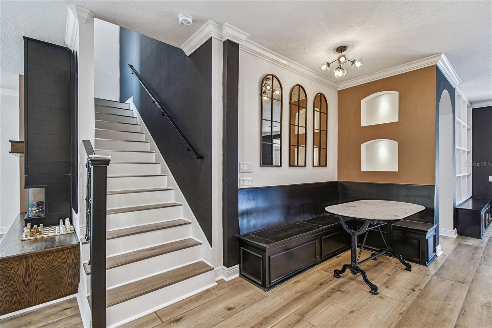 ESTUARY OF MOBBLY BAY - Residential