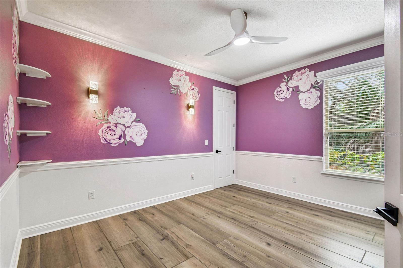 ESTUARY OF MOBBLY BAY - Residential