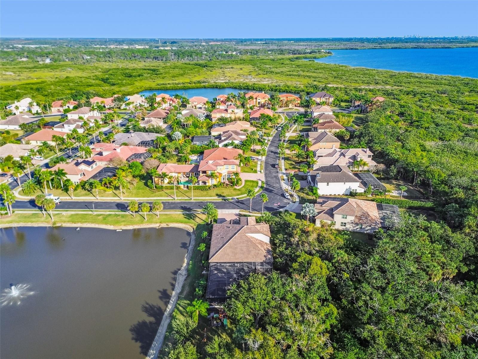 ESTUARY OF MOBBLY BAY - Residential