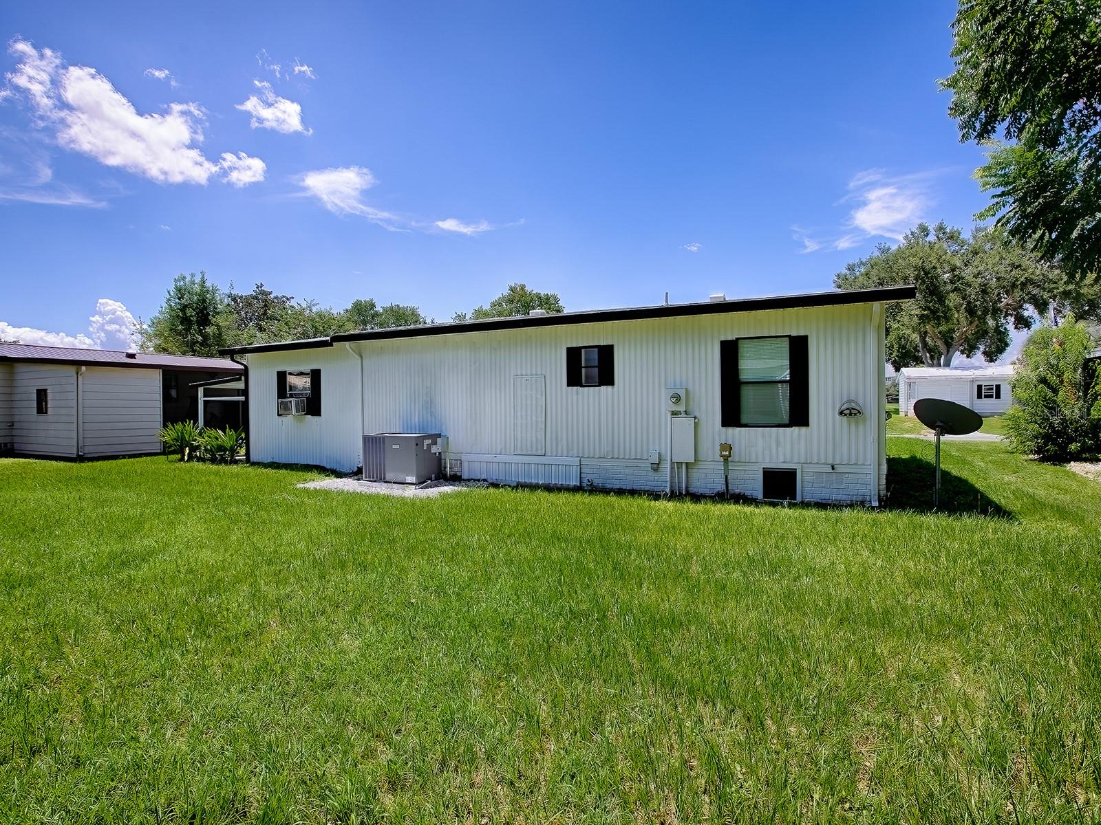 LADY LAKE ORANGE BLOSSOM GARDENS UNIT 06 - Residential