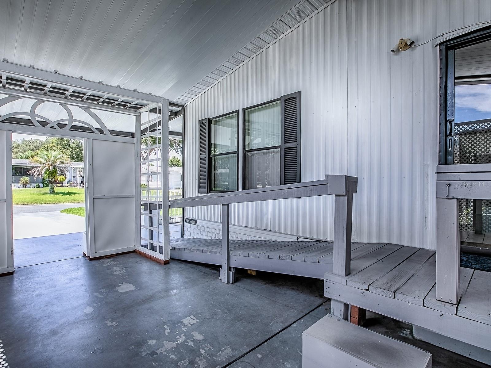 LADY LAKE ORANGE BLOSSOM GARDENS UNIT 06 - Residential