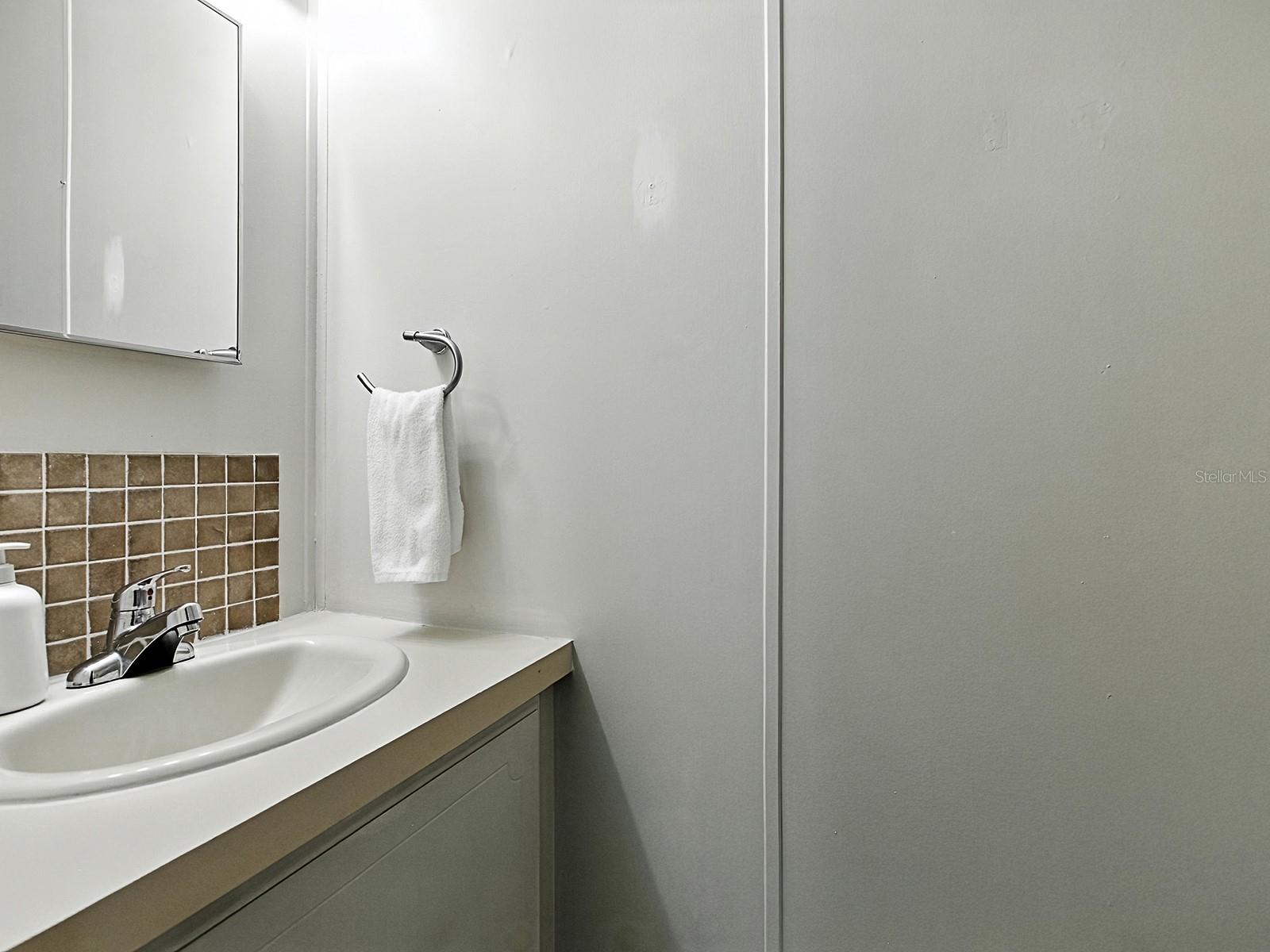 LADY LAKE ORANGE BLOSSOM GARDENS UNIT 06 - Residential
